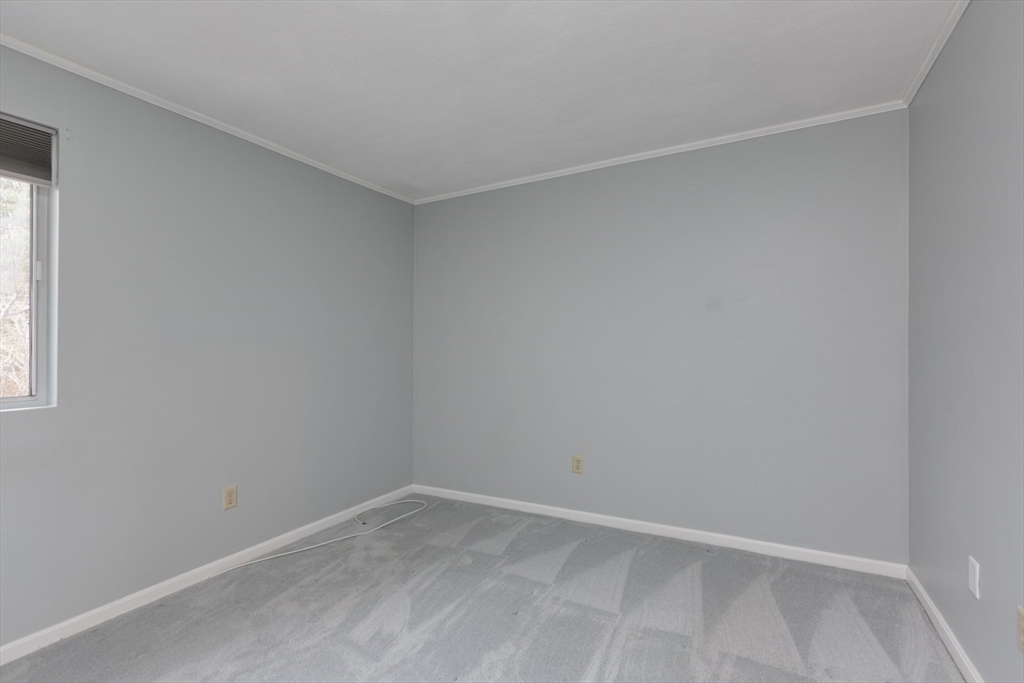 100 Merrimack Ave, Dracut