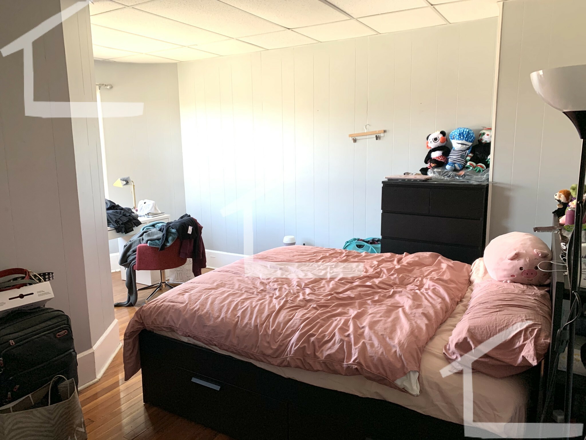 879 Beacon St, Fenway