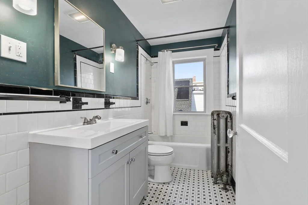 55 Pine St, Swampscott