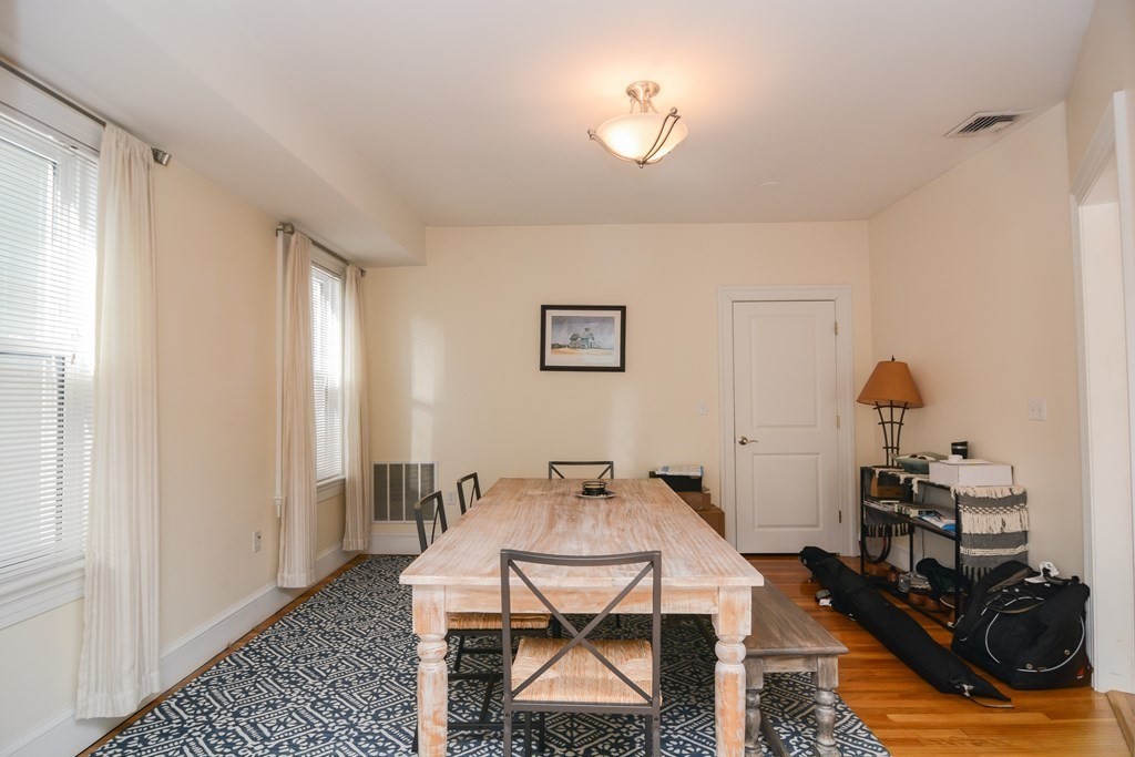 17 Athens St, Cambridge