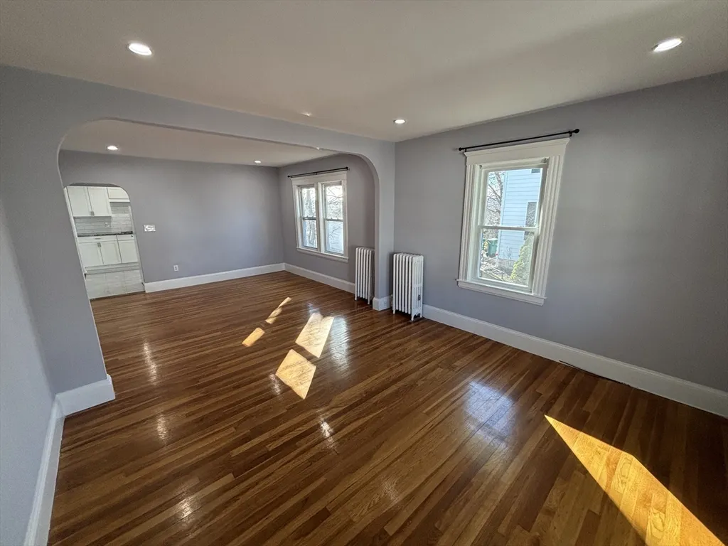 21 Savin Ave, Norwood