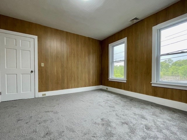 209 Sterling St, Clinton