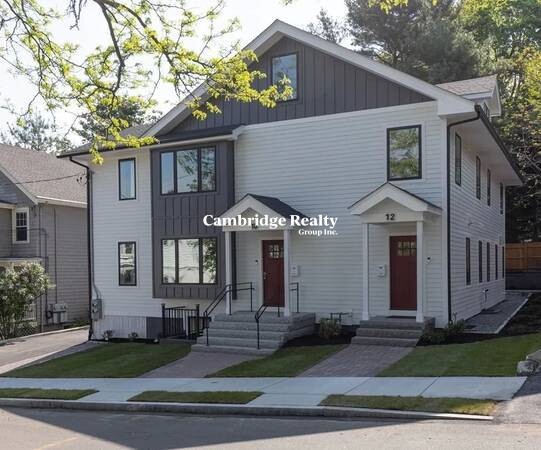 12 Belmont St, Newton Corner