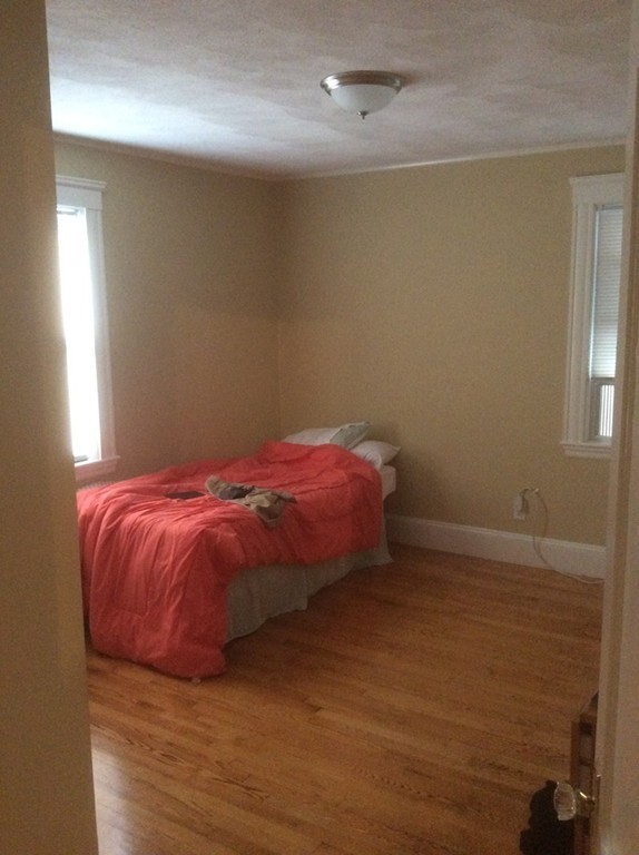 63 Oakland St, Boston