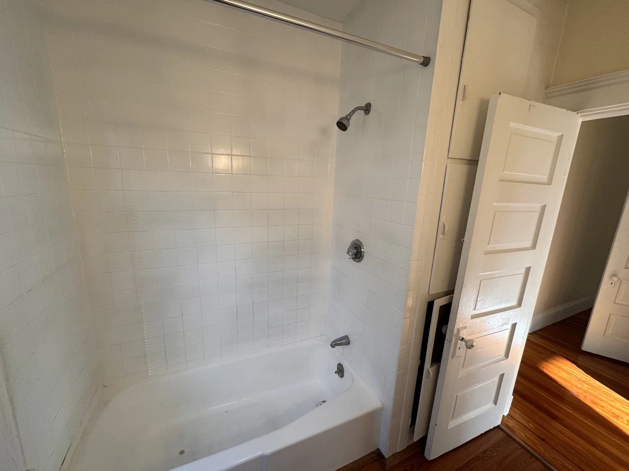 44 Wilson Ave, Belmont