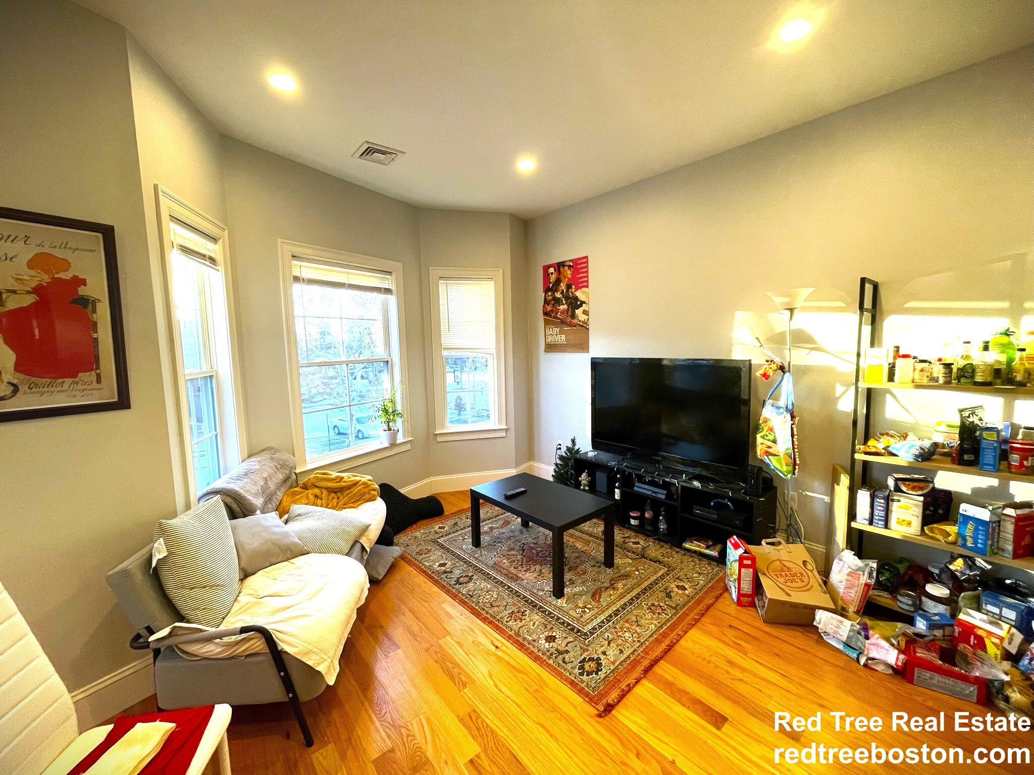 8 Islington St, Allston