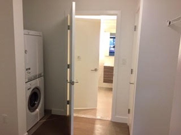 80 Fenwood, Longwood