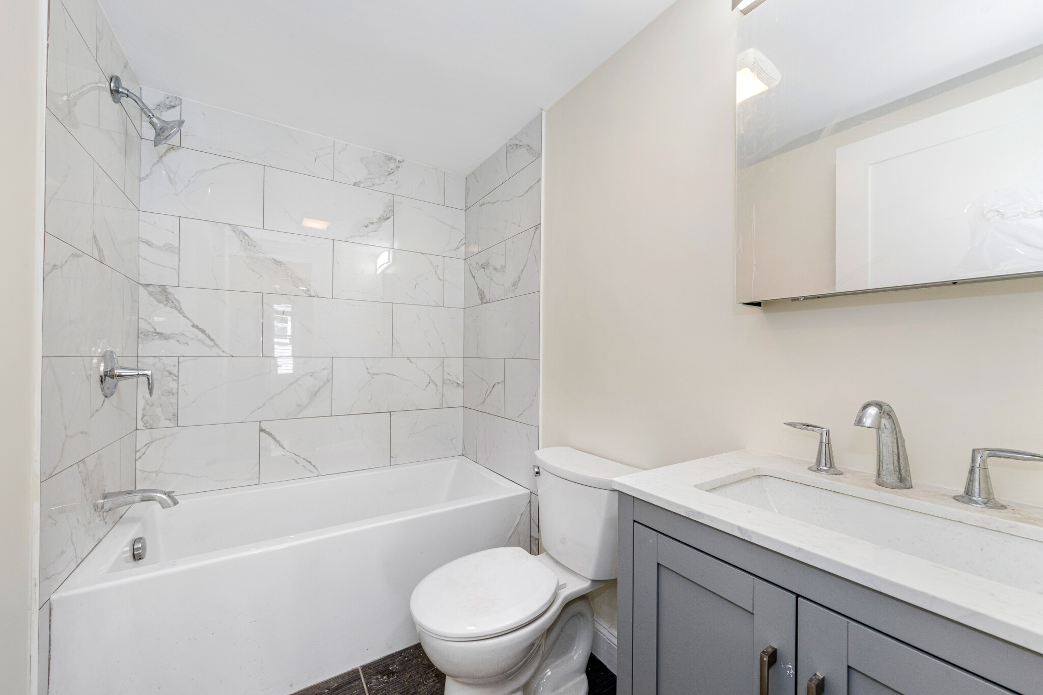 70 Stanley Ave, South Medford