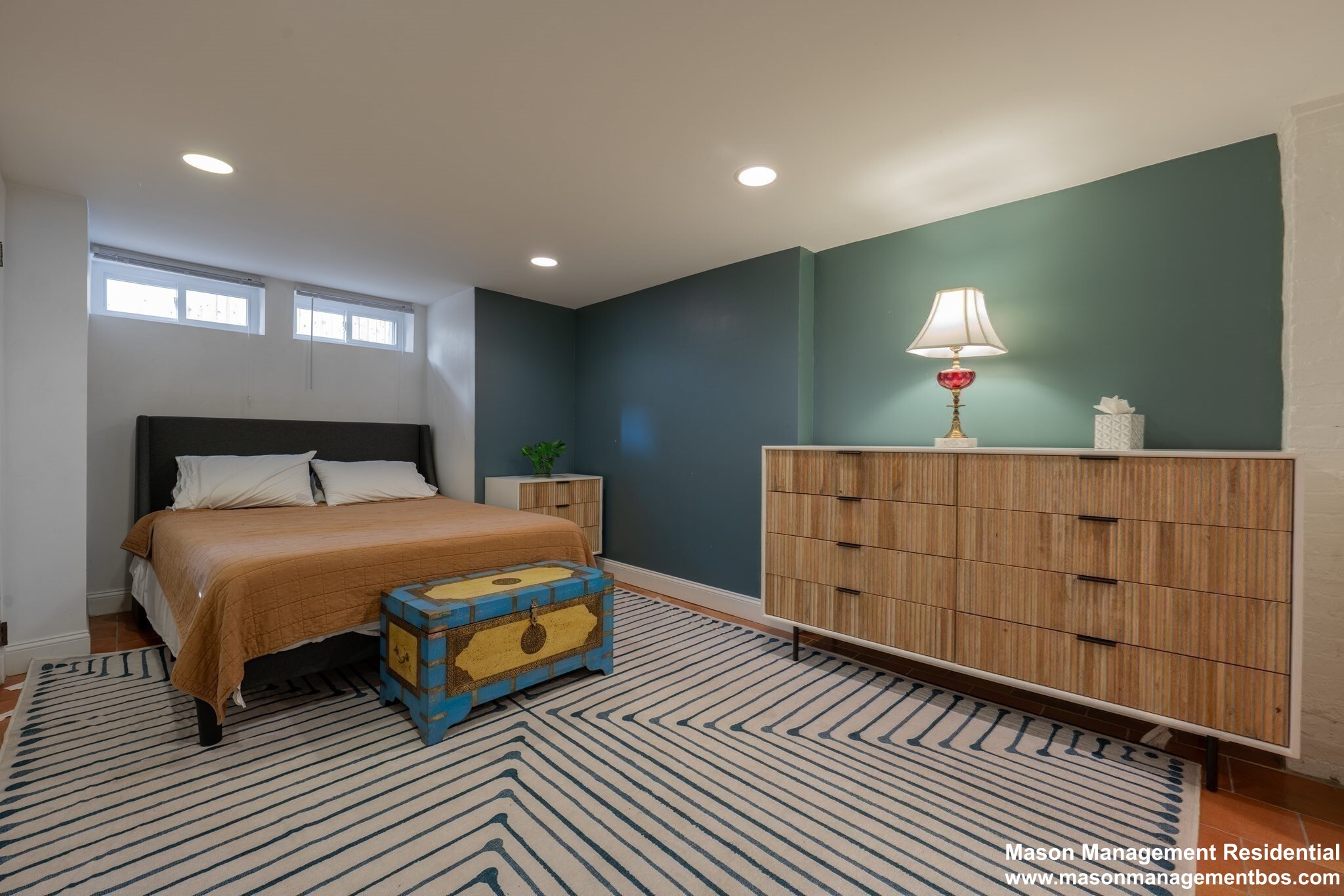 77 Columbus Ave, Prospect Hill