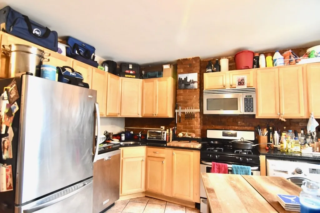 17 Savin Hill Ave, Dorchester