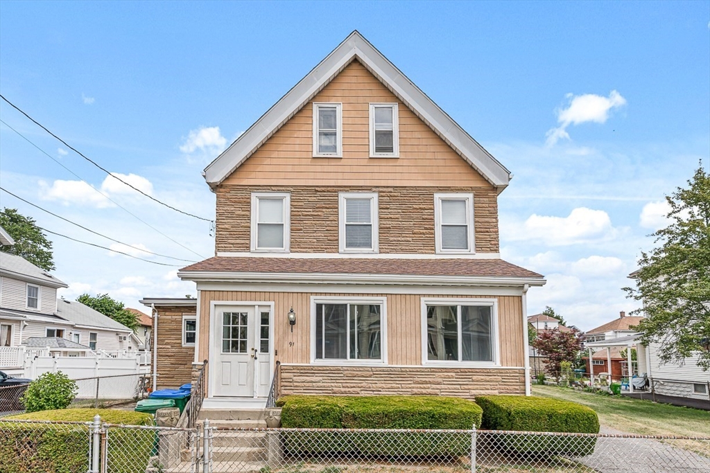 91 Third St, Medford
