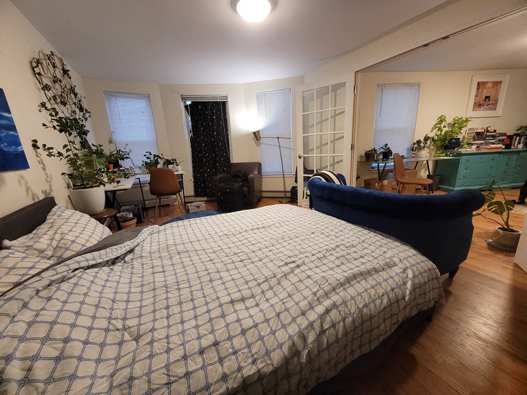 73 River St, Cambridgeport