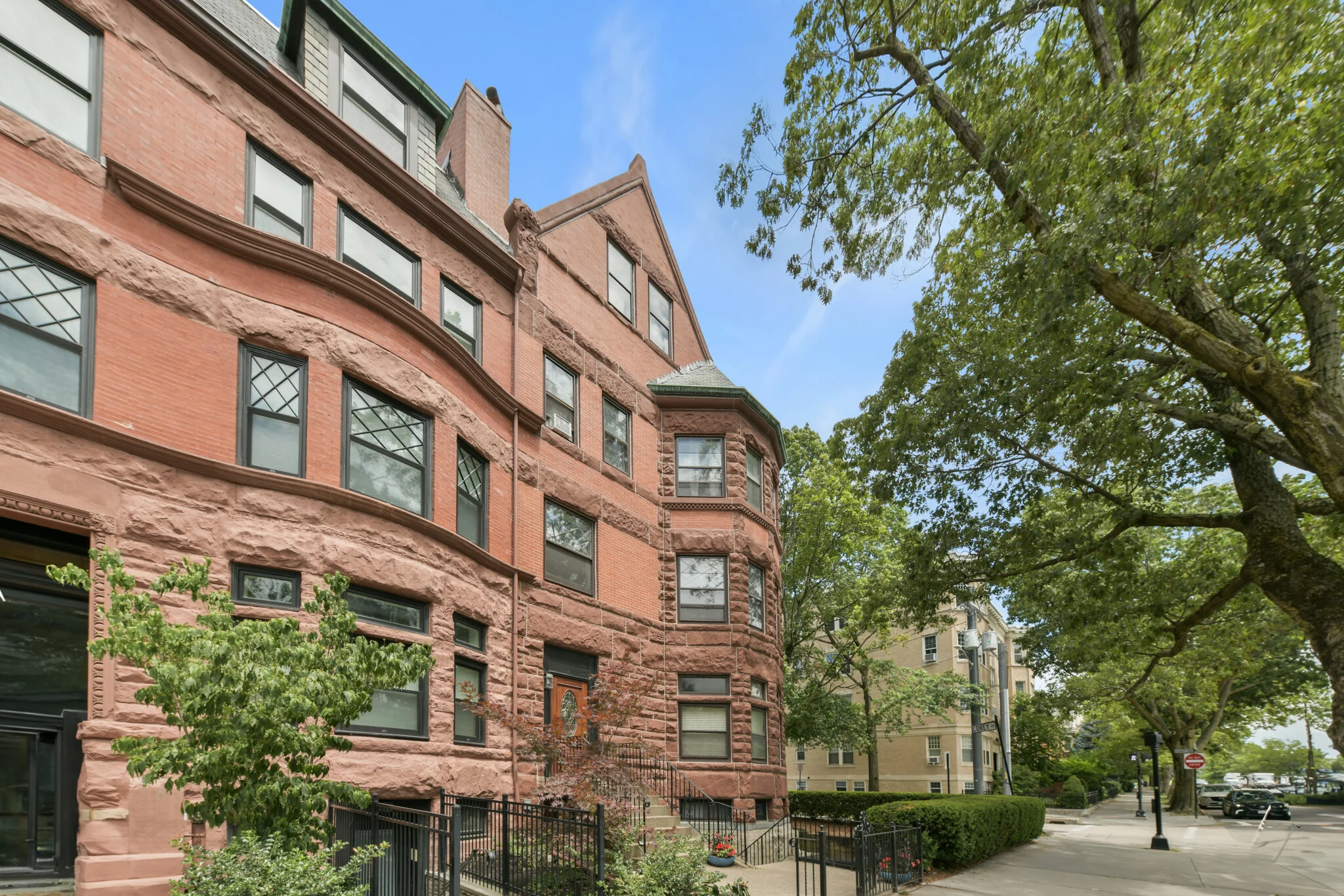 1774 Beacon St, Brookline