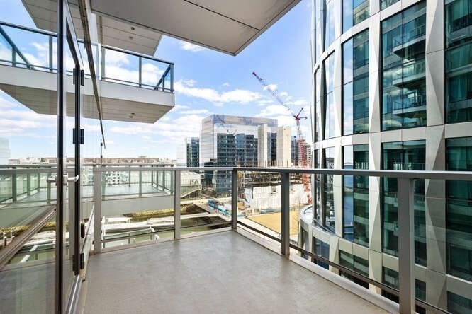 50 Liberty Dr, Seaport District