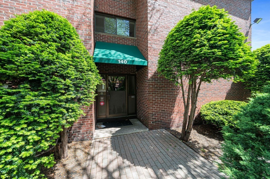 140 Kenrick St, Brighton