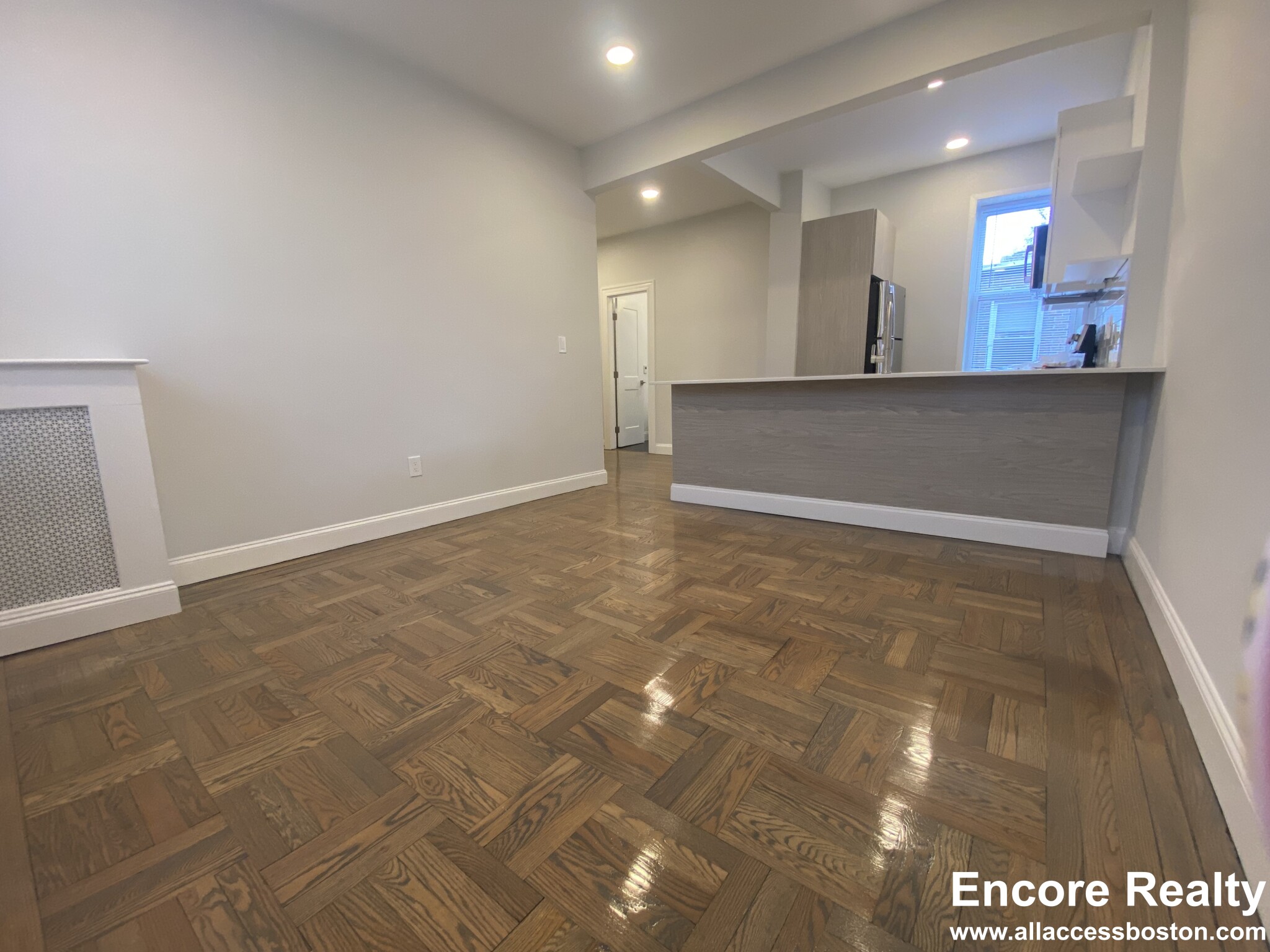 40 Queensberry St, Fenway