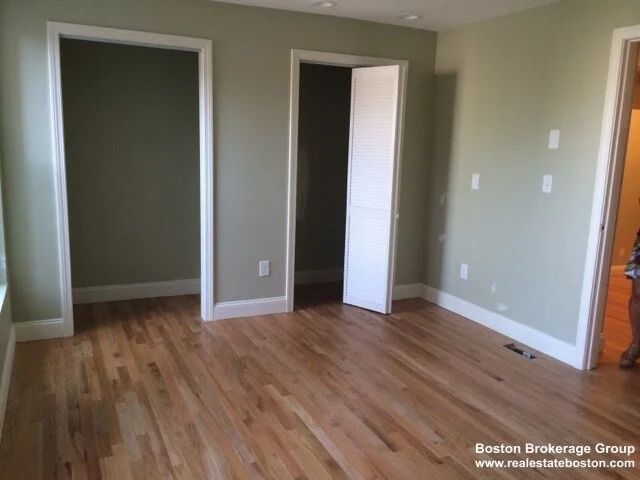 35 Forbes, Jamaica Plain