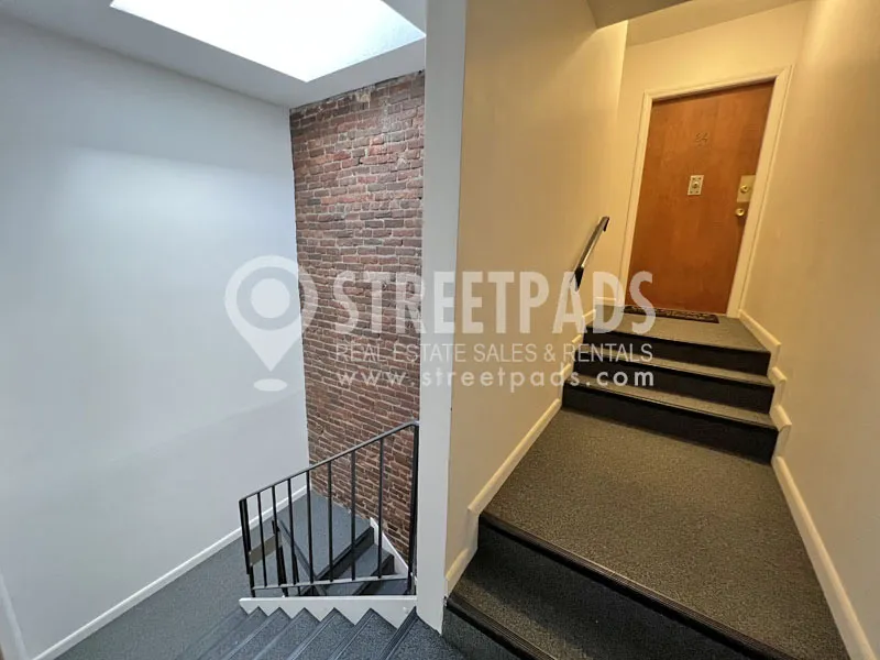 78 South Huntington Ave, Mission Hill