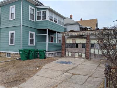 34 Newbern Ave, South Medford