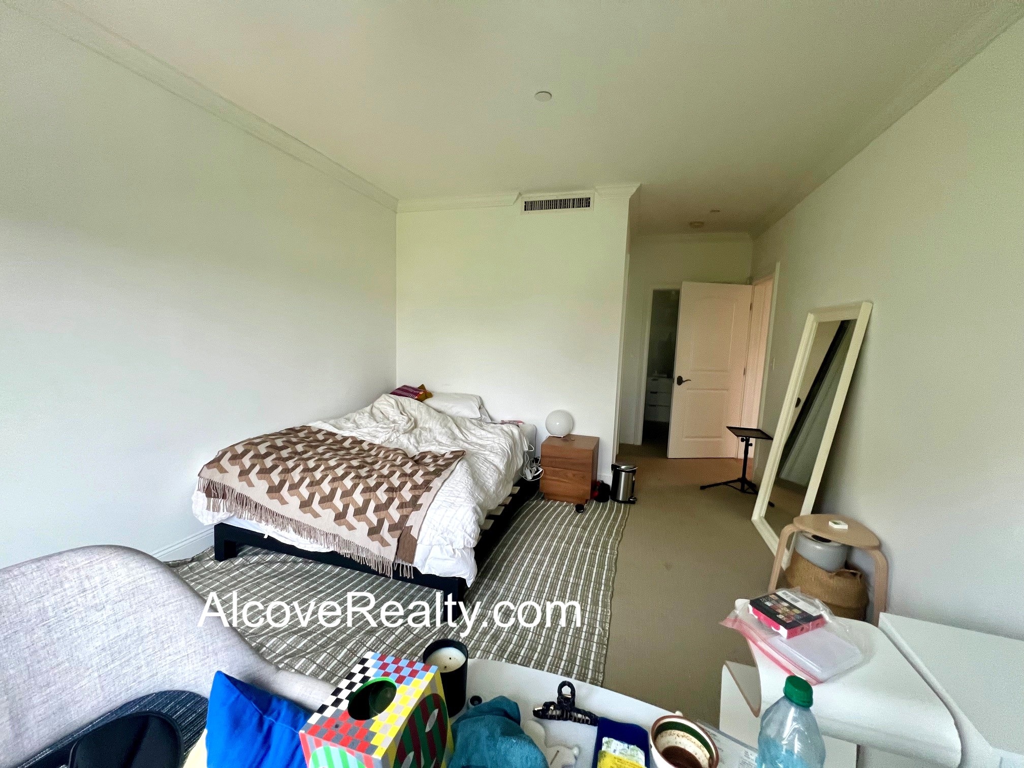 165 Beacon St, Ward Two