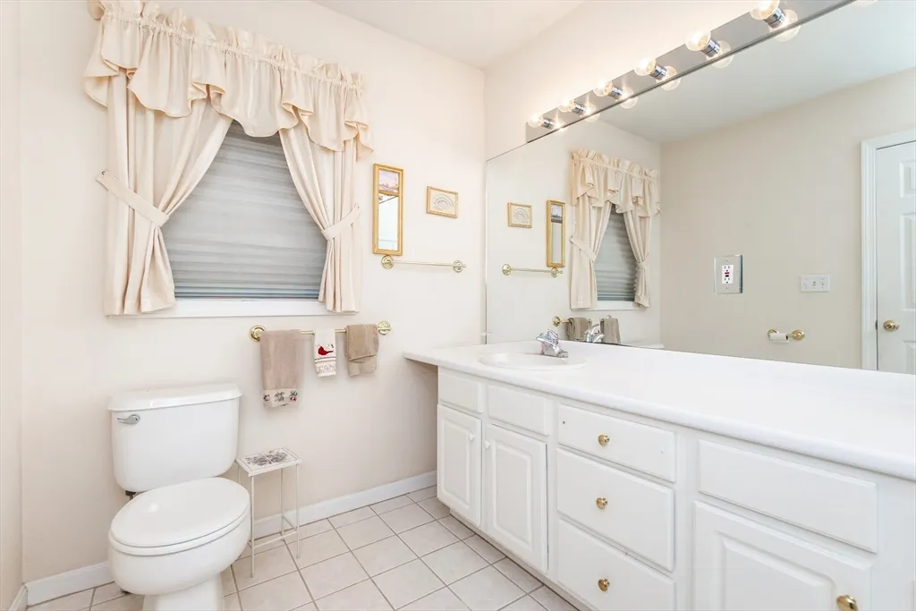 37 Augusta Way, Chelmsford