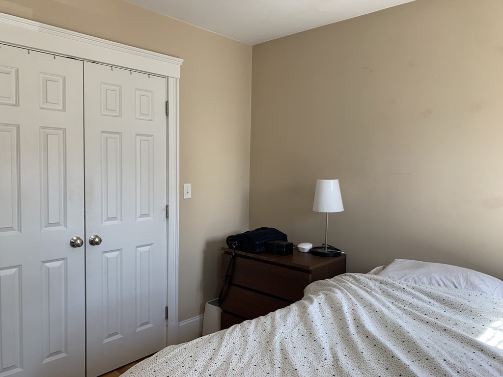 22 Ward St, South Boston