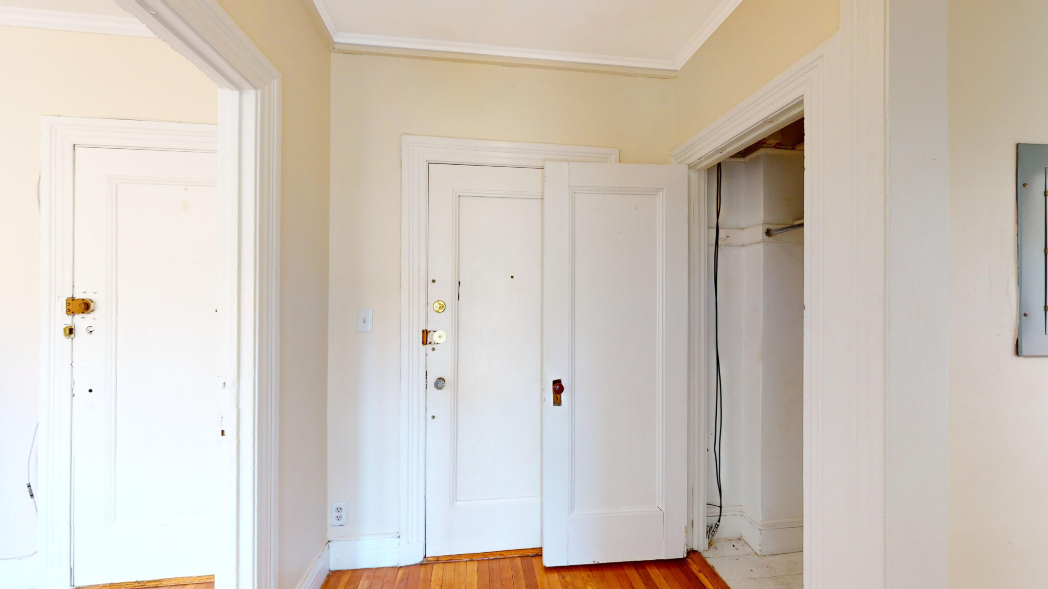 15 Glenville Ave, Allston