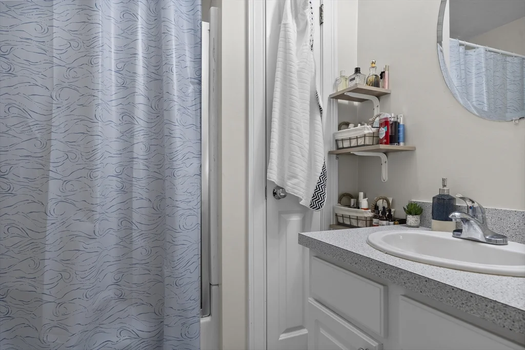 320 W Broadway, South Boston