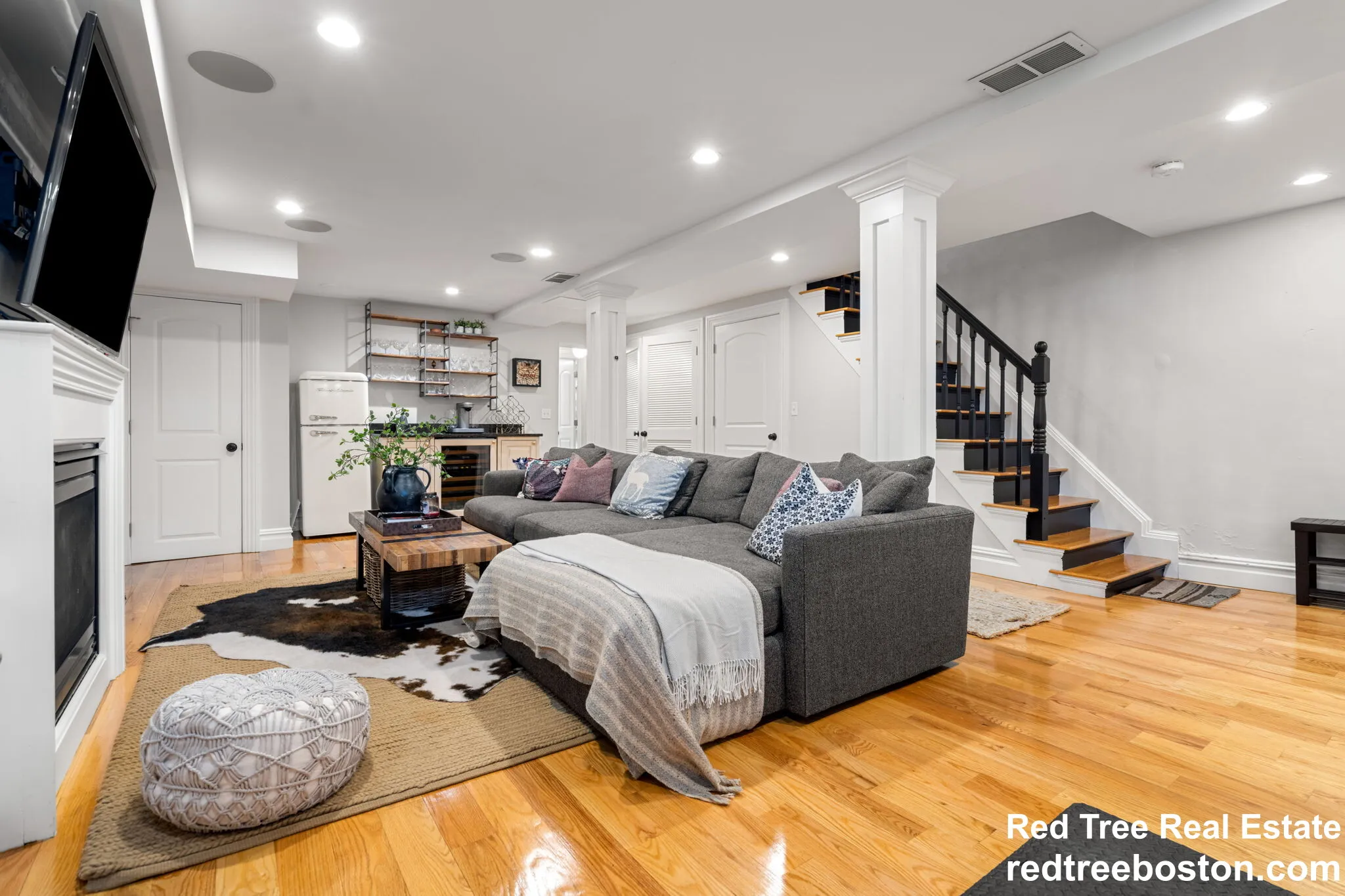 687 East 6th St, South Boston