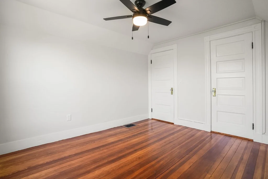 133 Winthrop St, Medford