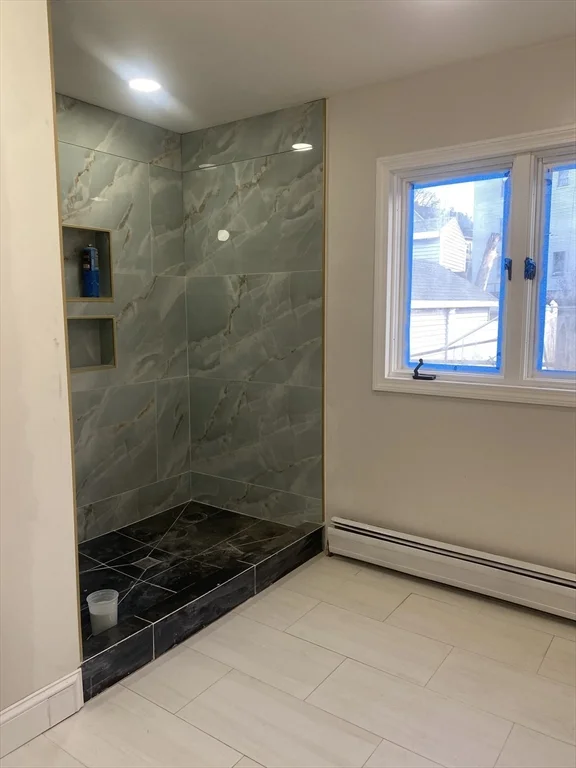 11 Jacques St, Lowell