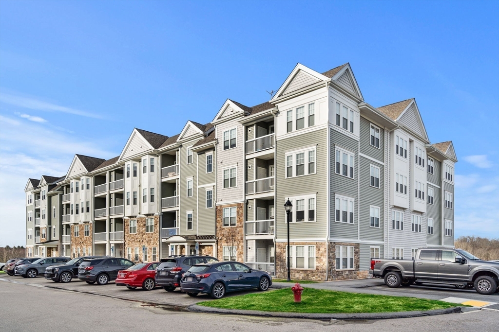 1410 Peters Farm Way, Westborough