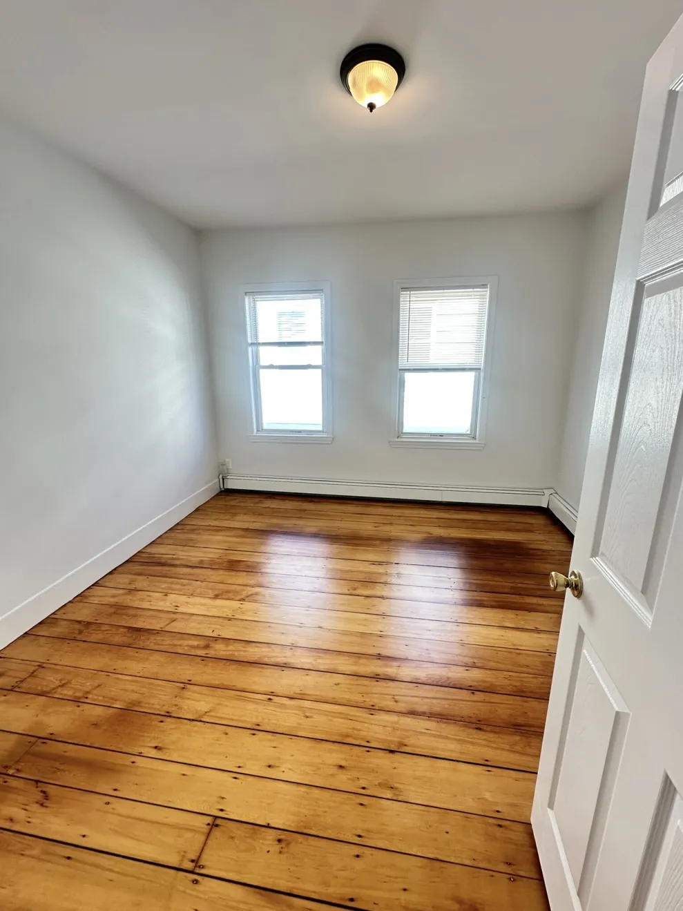 61 Webster Ave, Ward Two