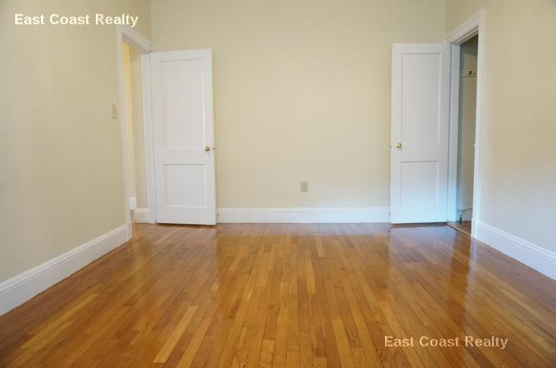 41 Chestnut Hill Ave, Brighton