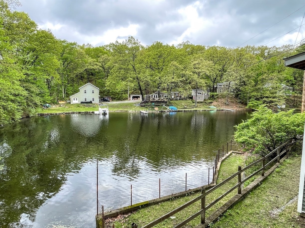 201 Fire Road, 16, Lunenburg