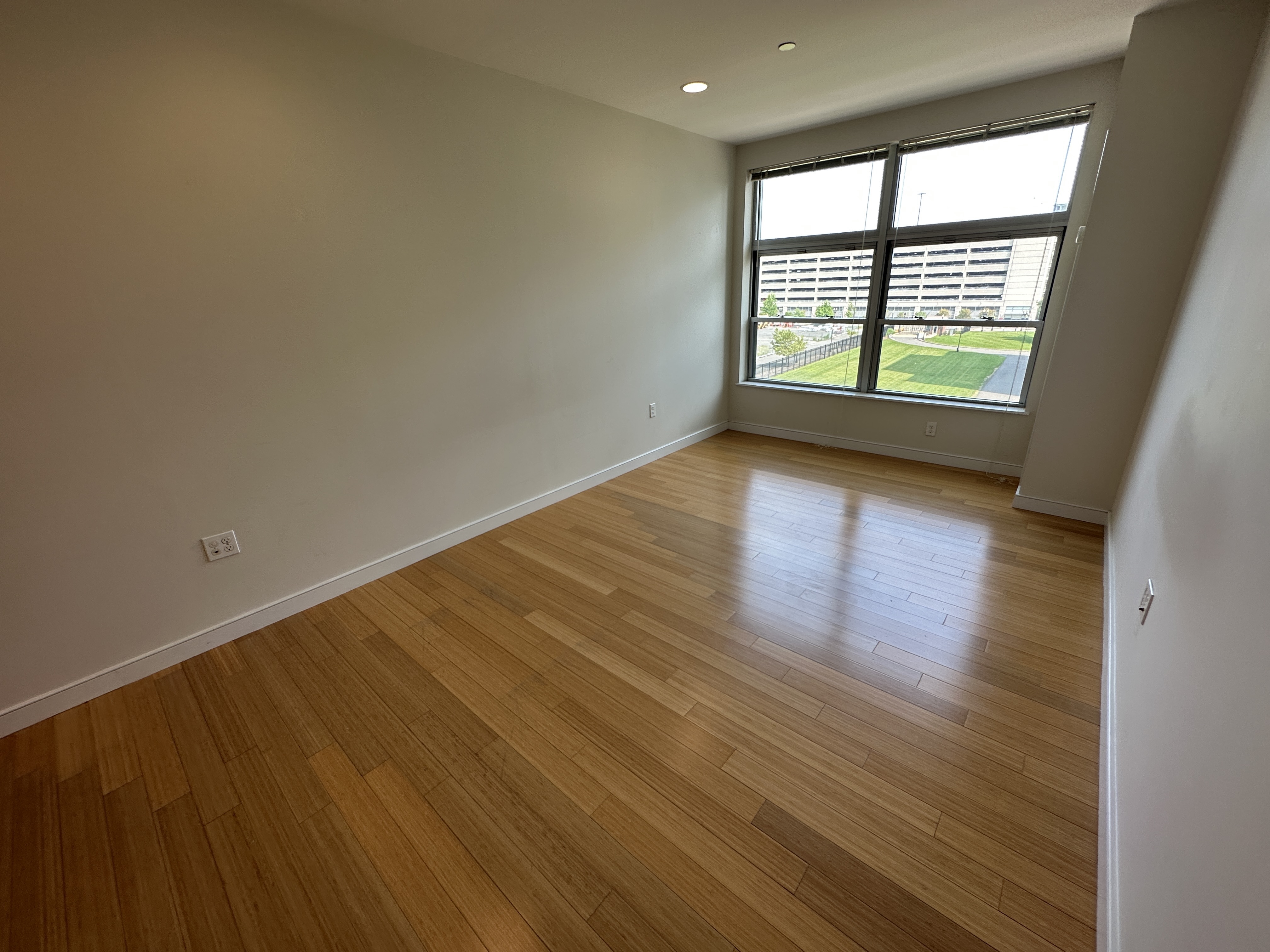 601 Albany St, South End