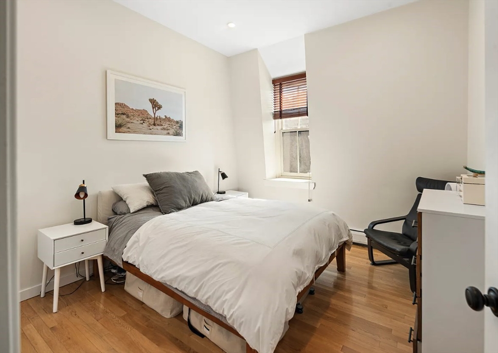 30-34 E Concord St, South End