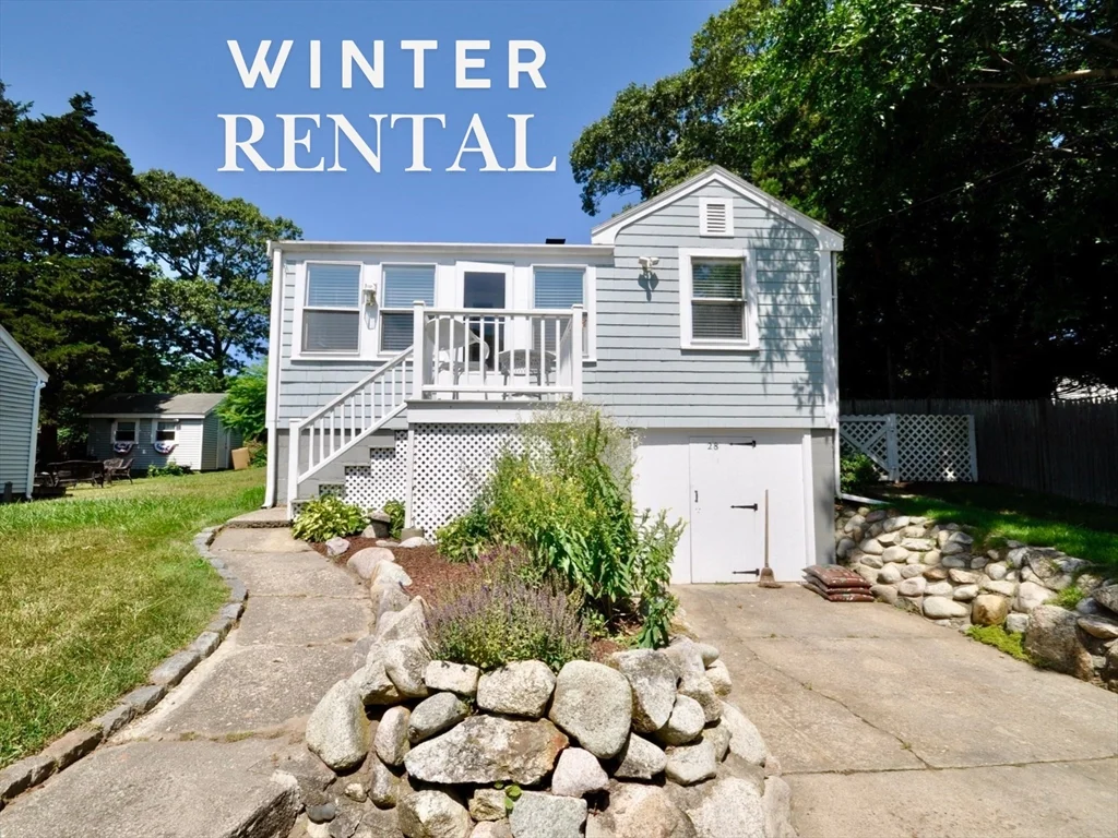 28 Cochituate Rd, Priscilla Beach