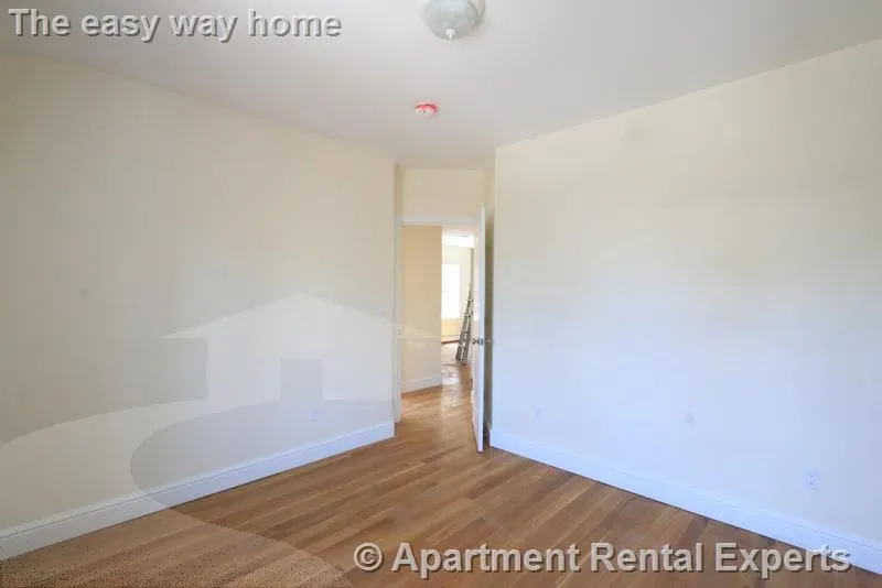 220 Massachusetts Ave, East Arlington