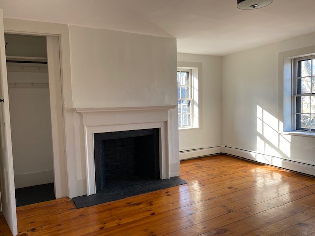 1 bed, 1 bath apartment for rent at 12 Pickman St Unit 3, Salem — photo 5 of 10
