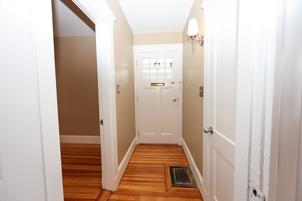 36 Lancaster St, Quincy