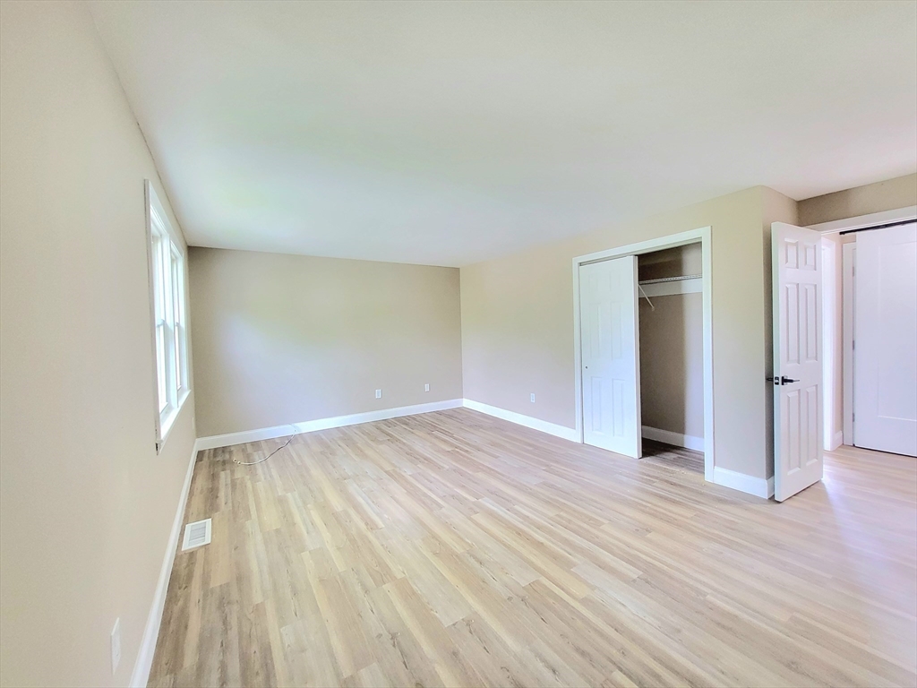 29 Sherman St, Lawrence