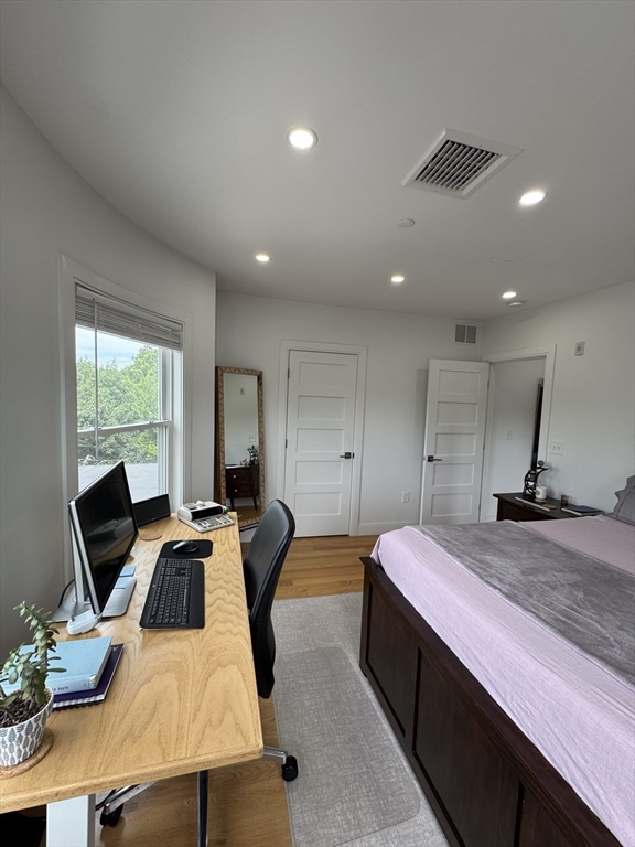 34 Park St, Newton Corner