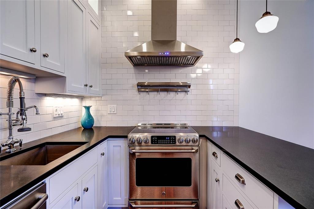 1 bed, 1 bath apartment for rent at 22 Halsey St Unit 2, College Hill — photo 9 of 18