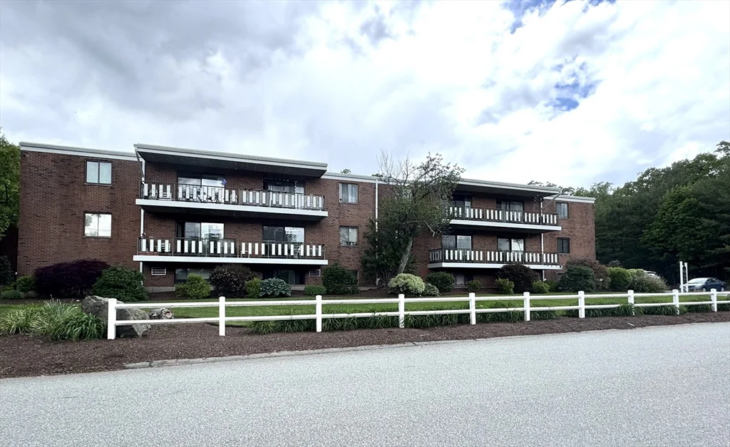 80 North Warren, Woburn