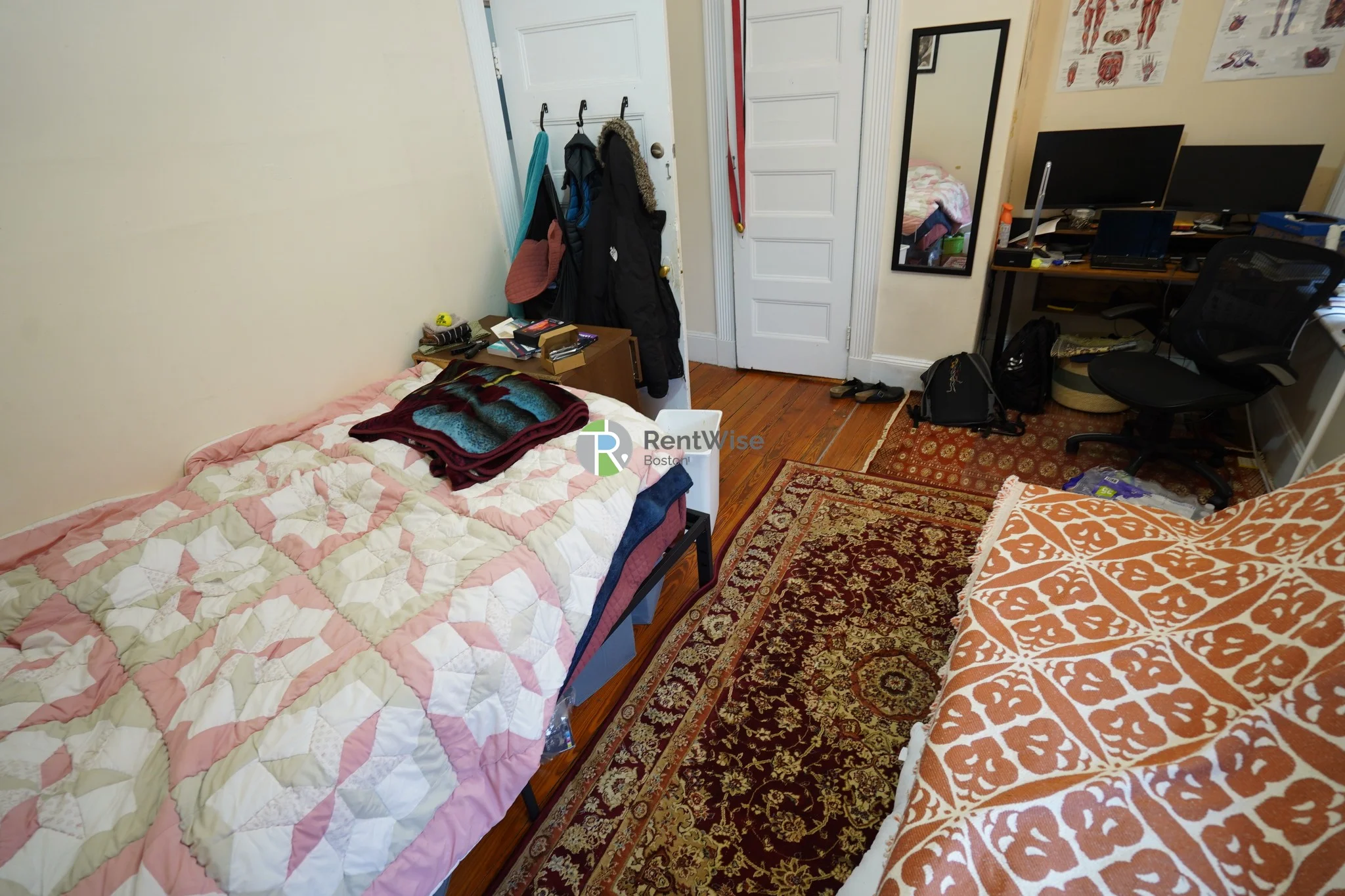 174 Harvard St, Coolidge Corner