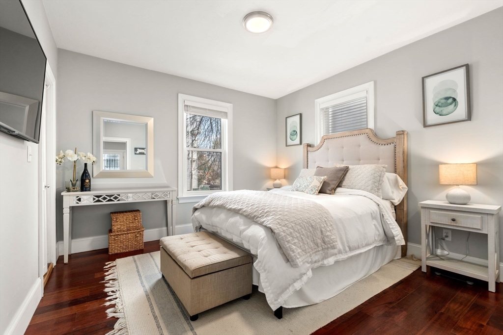 417 E 7th St, South Boston