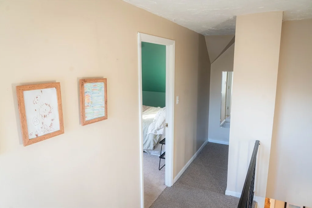 4 Tyndale St, Roslindale