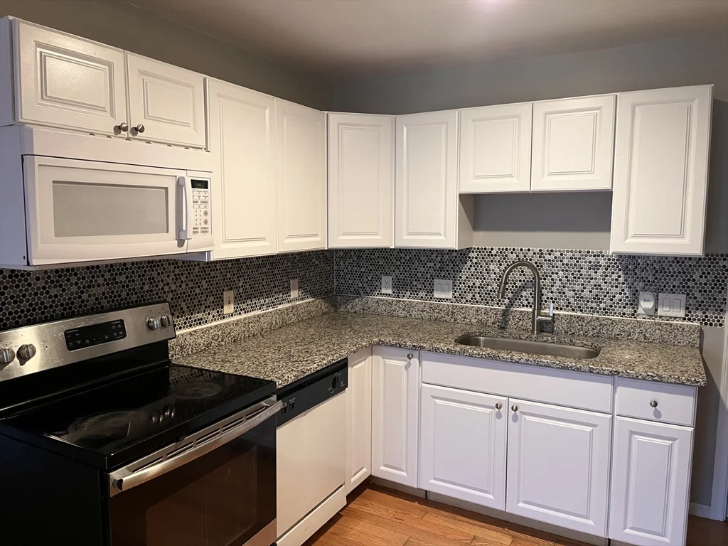 242 Park Ave, Revere