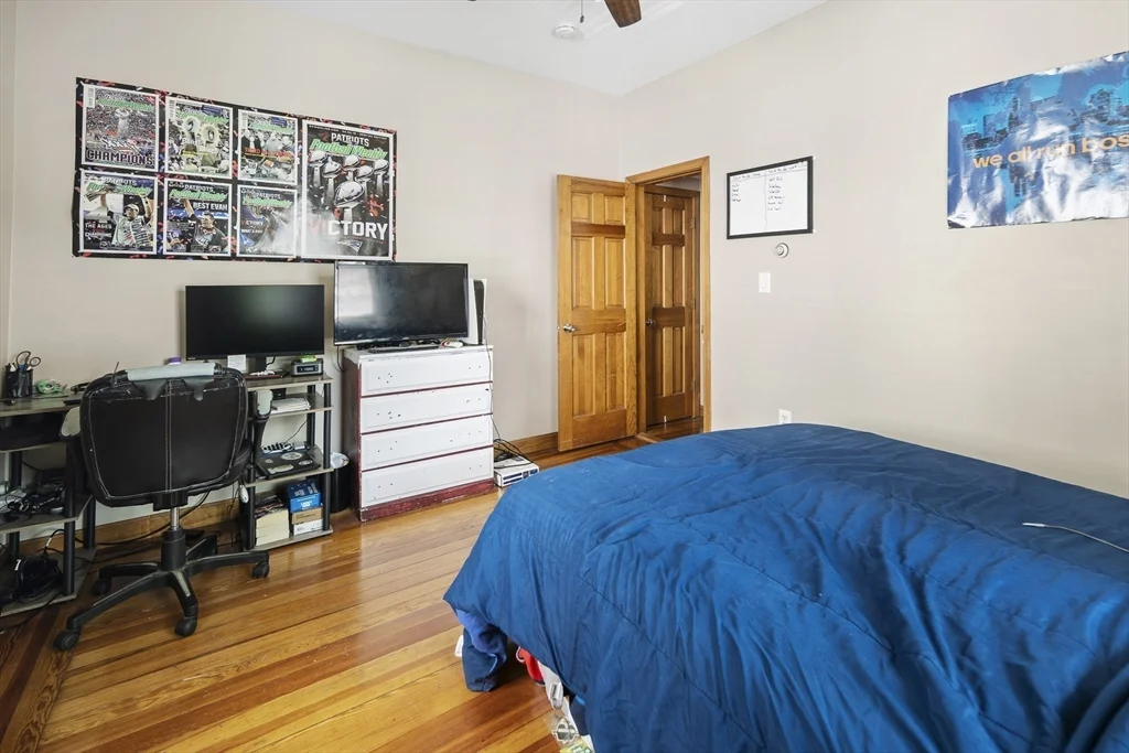 8 Newcastle, Brighton